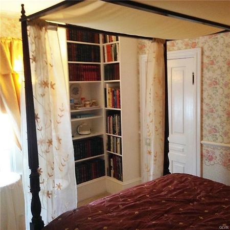 ג'ים ת'ורפ Hillcrest Bed And Breakfast מראה חיצוני תמונה